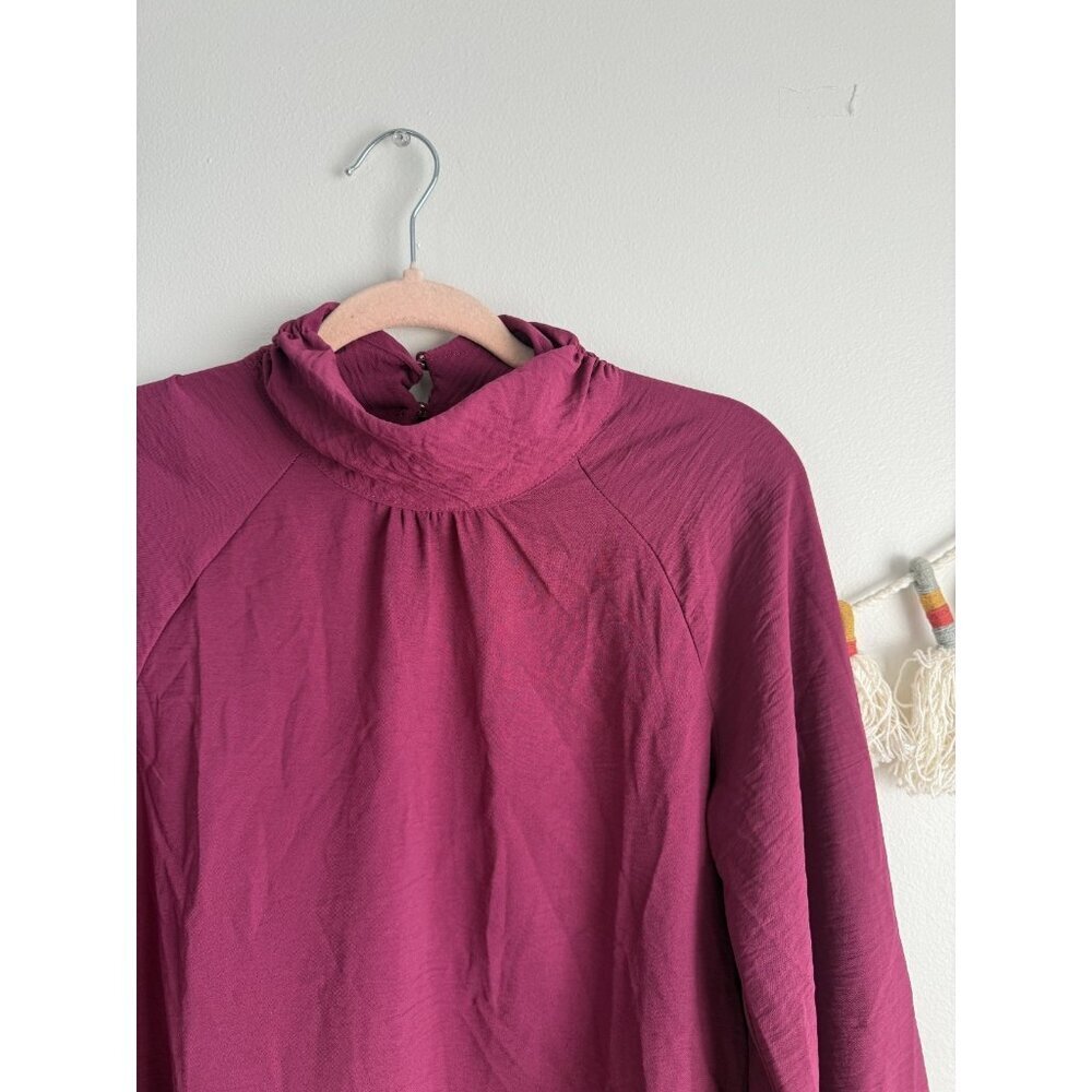 Evereve Mock Neck Blouson Long Sleeve Satin Top Boysenberry Careerwear Office S - Picture 11 of 11